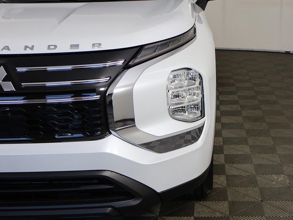 new 2025 Mitsubishi Outlander car, priced at $28,540