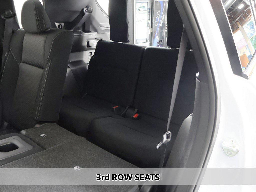 new 2025 Mitsubishi Outlander car, priced at $28,540