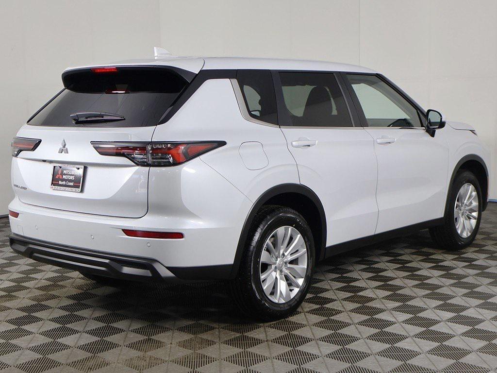 new 2025 Mitsubishi Outlander car, priced at $28,540