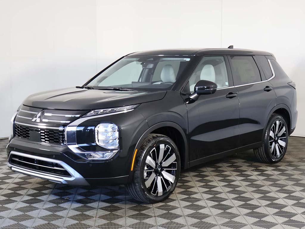 new 2025 Mitsubishi Outlander car, priced at $35,960
