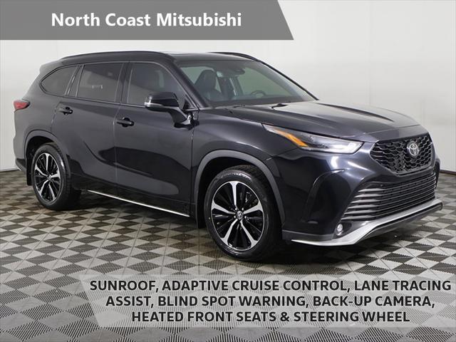 used 2022 Toyota Highlander car, priced at $34,853