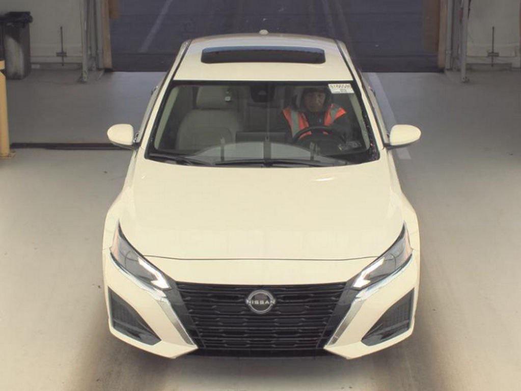 used 2023 Nissan Altima car, priced at $20,990