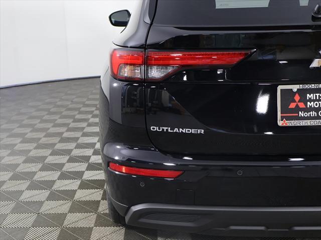 new 2024 Mitsubishi Outlander car, priced at $30,165