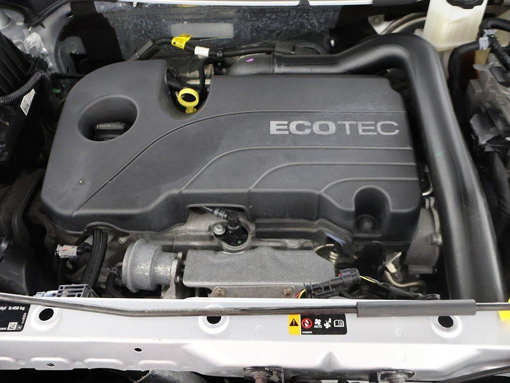 used 2022 Chevrolet Equinox car, priced at $16,990