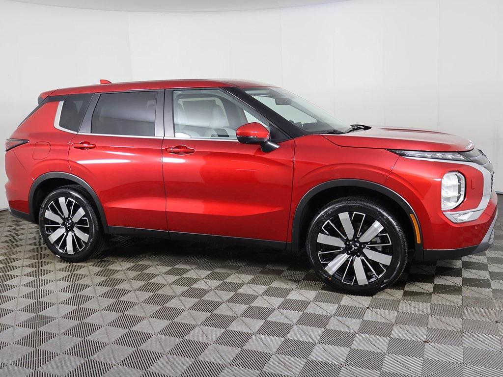 new 2025 Mitsubishi Outlander car, priced at $34,125