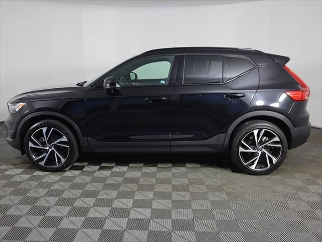 used 2021 Volvo XC40 car, priced at $27,690