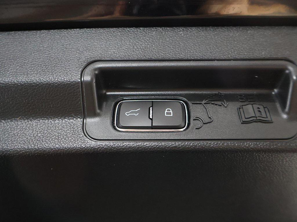 used 2024 Ford Explorer car, priced at $32,222