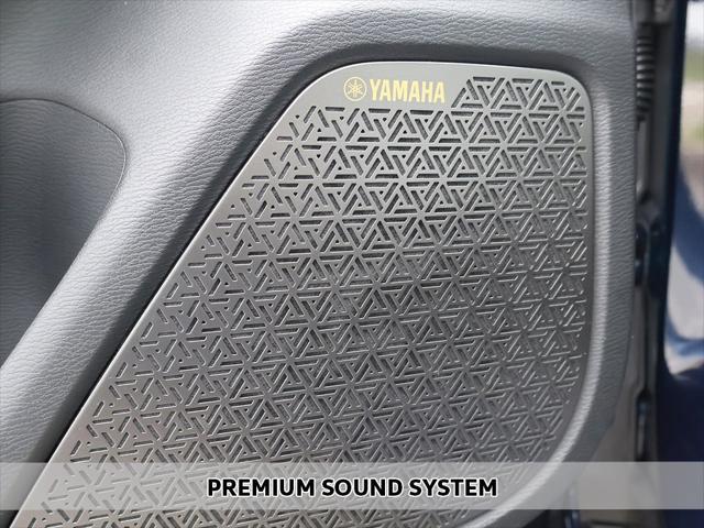 new 2025 Mitsubishi Outlander car, priced at $39,870