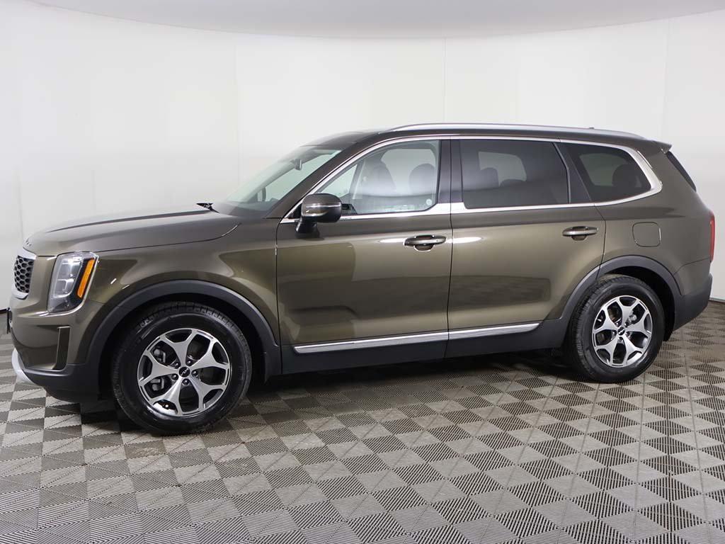 used 2022 Kia Telluride car, priced at $30,989