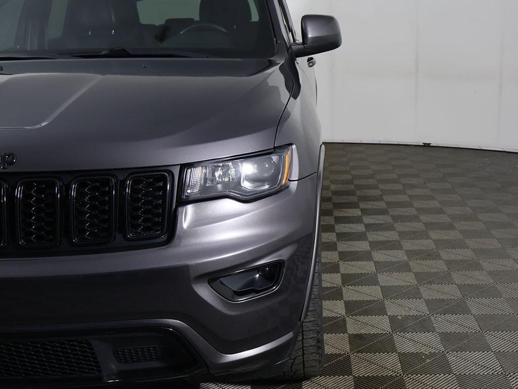 used 2017 Jeep Grand Cherokee car, priced at $13,773