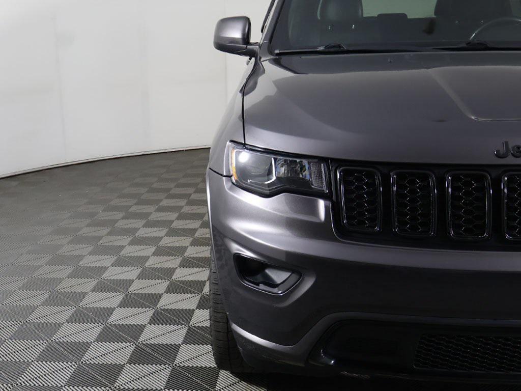 used 2017 Jeep Grand Cherokee car, priced at $13,773