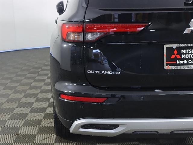 new 2024 Mitsubishi Outlander car, priced at $32,070