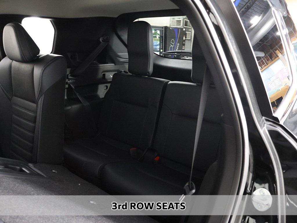 new 2025 Mitsubishi Outlander car, priced at $33,885
