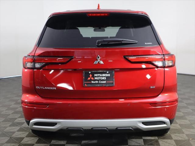 new 2024 Mitsubishi Outlander car, priced at $33,015