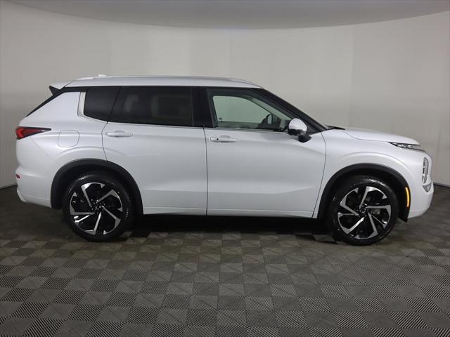 new 2024 Mitsubishi Outlander car, priced at $36,835