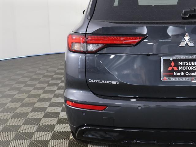 new 2024 Mitsubishi Outlander car, priced at $38,135