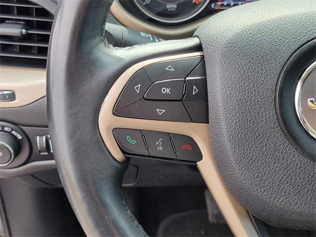 used 2015 Jeep Cherokee car, priced at $9,490
