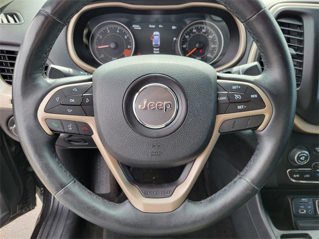 used 2015 Jeep Cherokee car, priced at $9,490