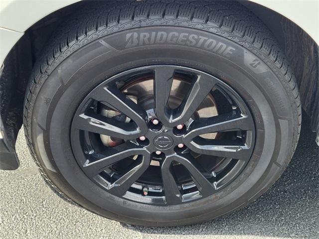 used 2016 Nissan Pathfinder car, priced at $10,490