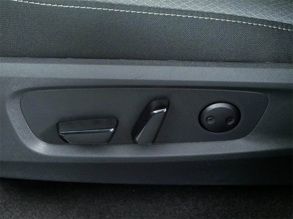 new 2025 Nissan Pathfinder car, priced at $44,775