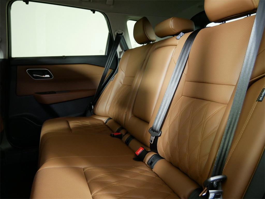 new 2025 Nissan Rogue car, priced at $43,285