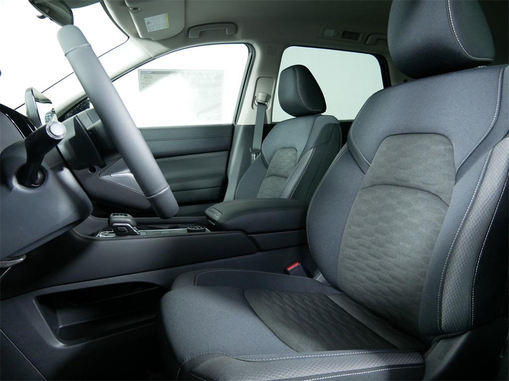 new 2025 Nissan Pathfinder car, priced at $42,865