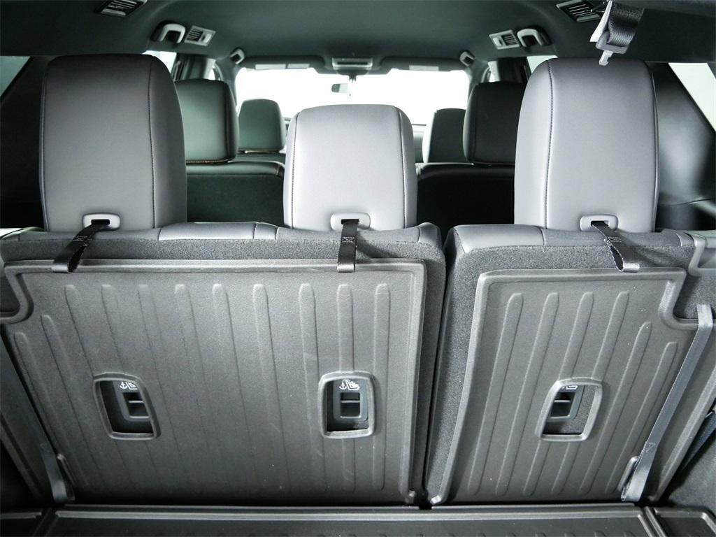 new 2025 Nissan Pathfinder car, priced at $45,317