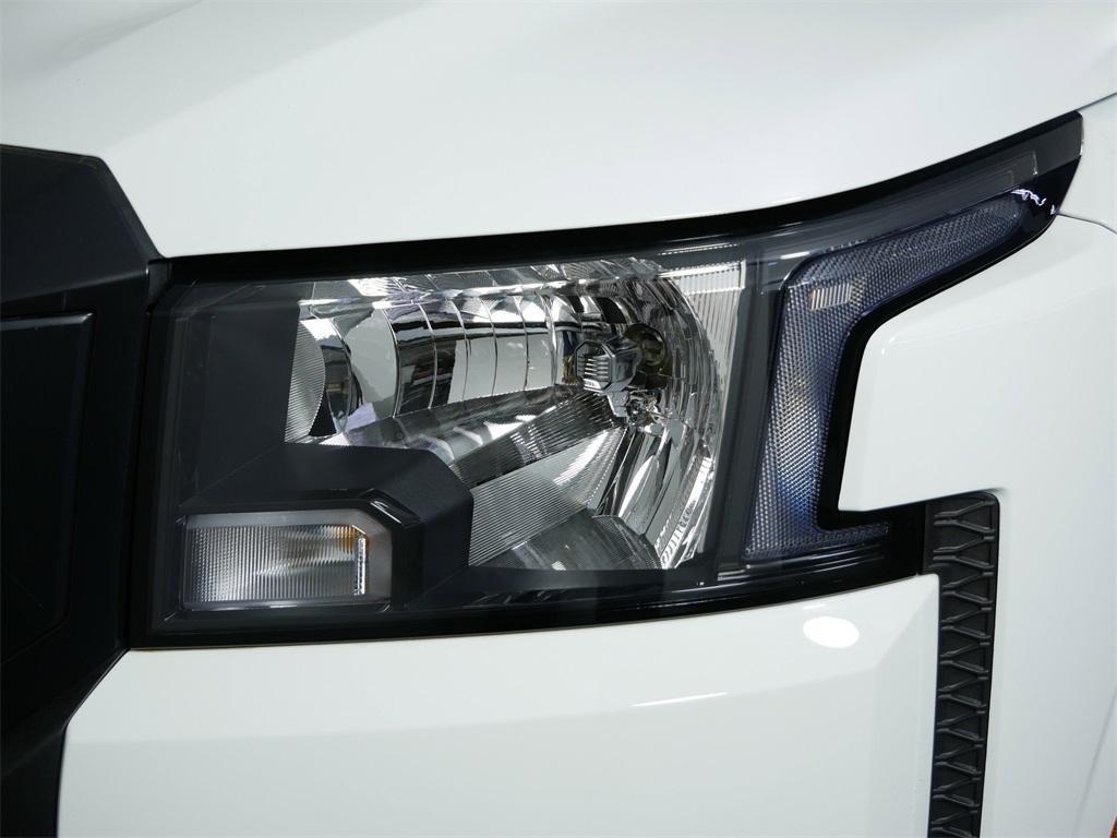 new 2025 Nissan Frontier car, priced at $31,589