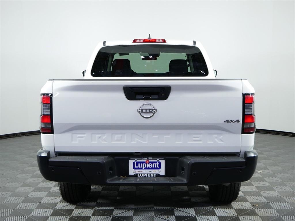 new 2025 Nissan Frontier car, priced at $31,589