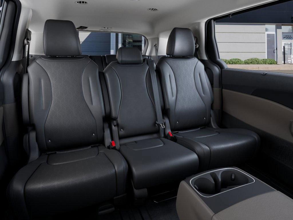 new 2026 Kia Carnival Hybrid car, priced at $43,971