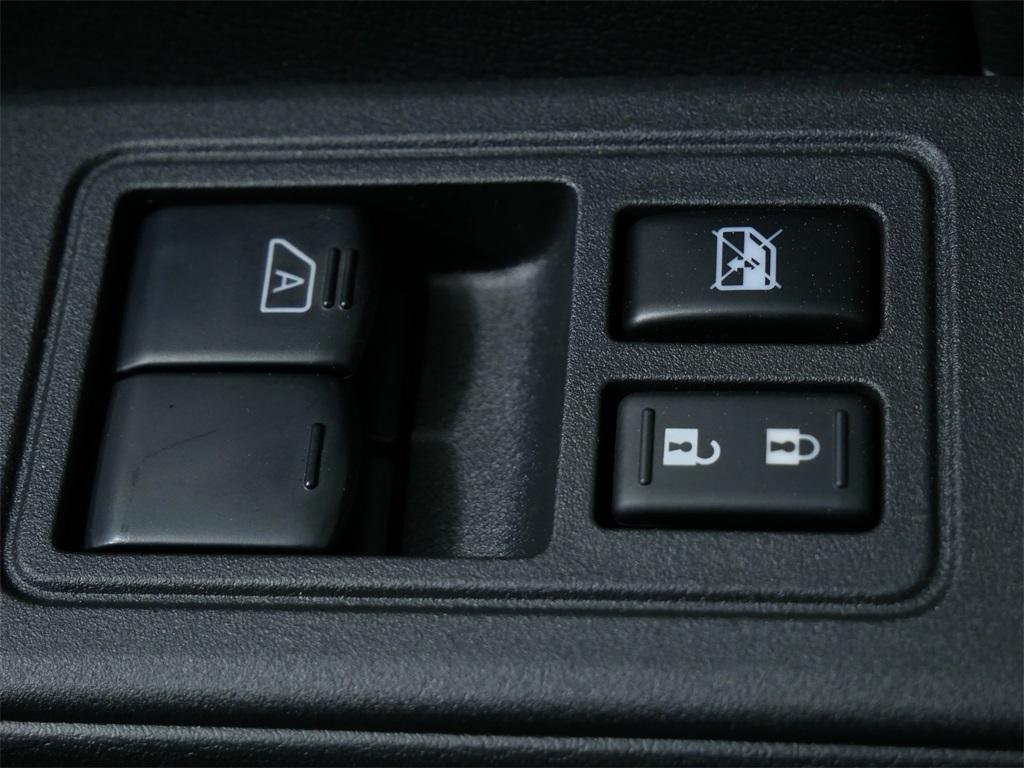 new 2025 Nissan Frontier car, priced at $33,847