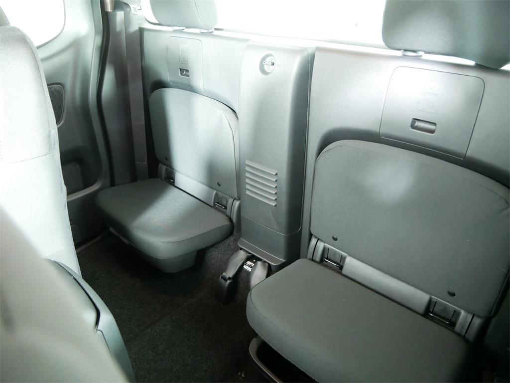 new 2025 Nissan Frontier car, priced at $33,847