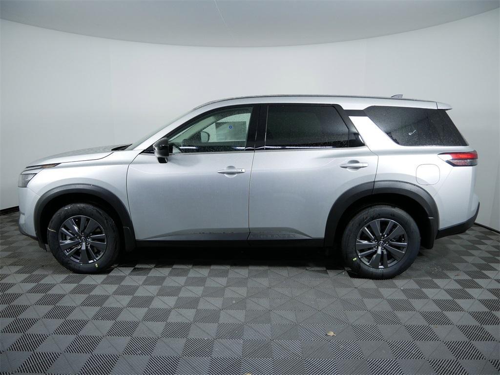 new 2025 Nissan Pathfinder car, priced at $39,450