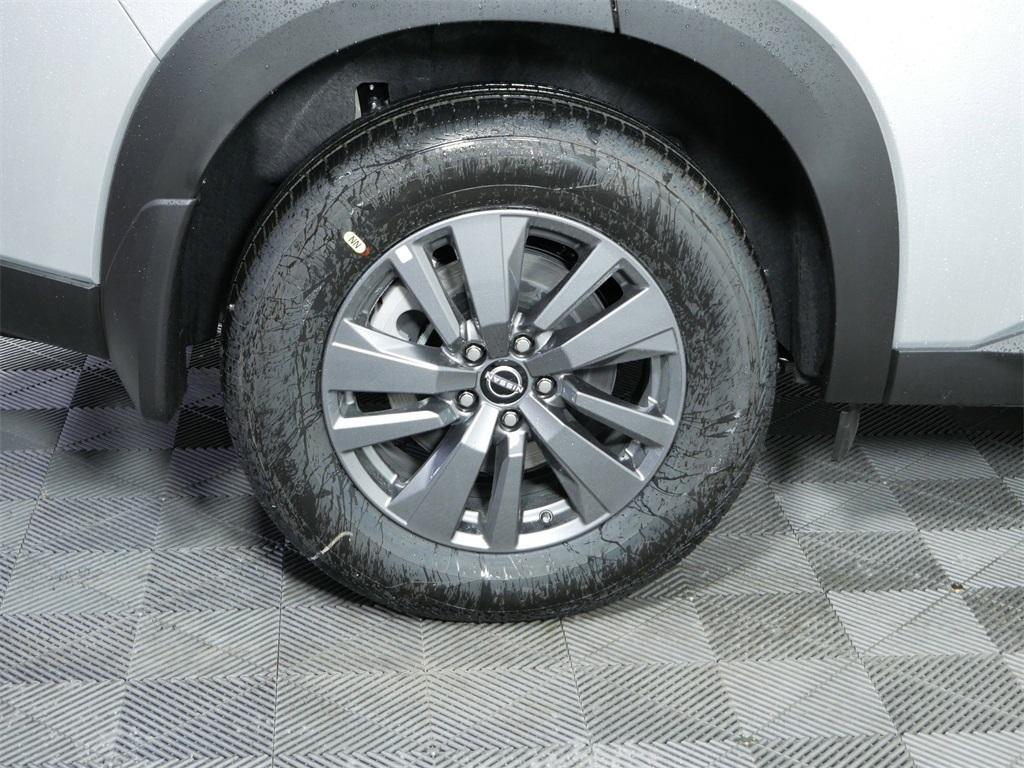 new 2025 Nissan Pathfinder car, priced at $39,450