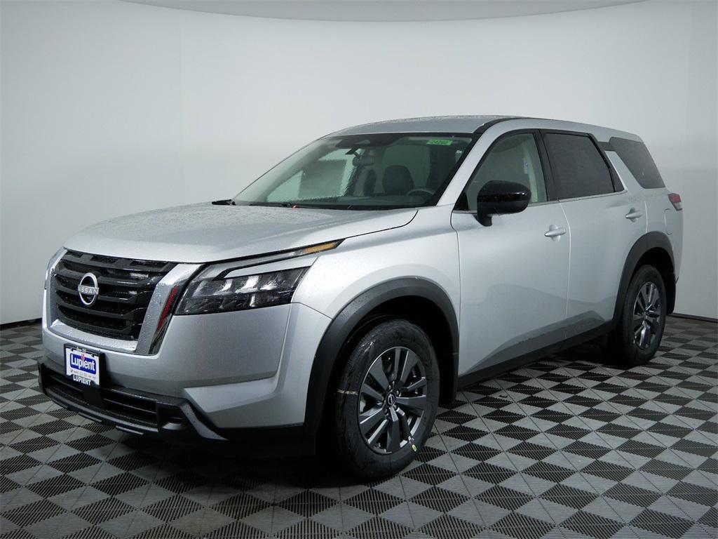 new 2025 Nissan Pathfinder car, priced at $39,450