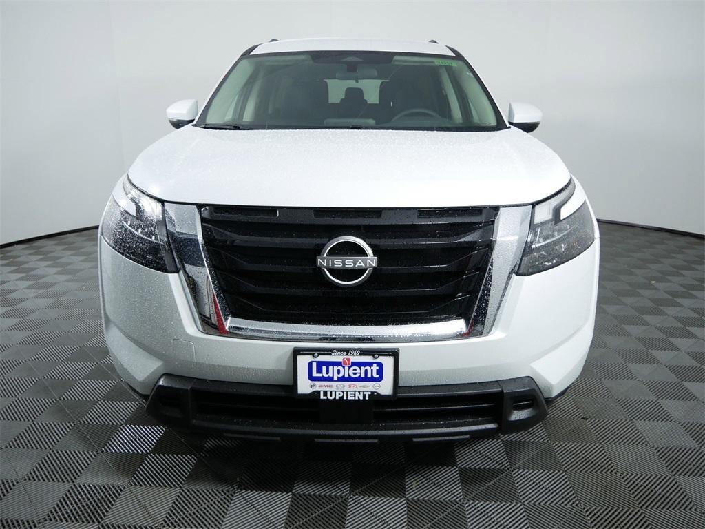 new 2025 Nissan Pathfinder car, priced at $42,328
