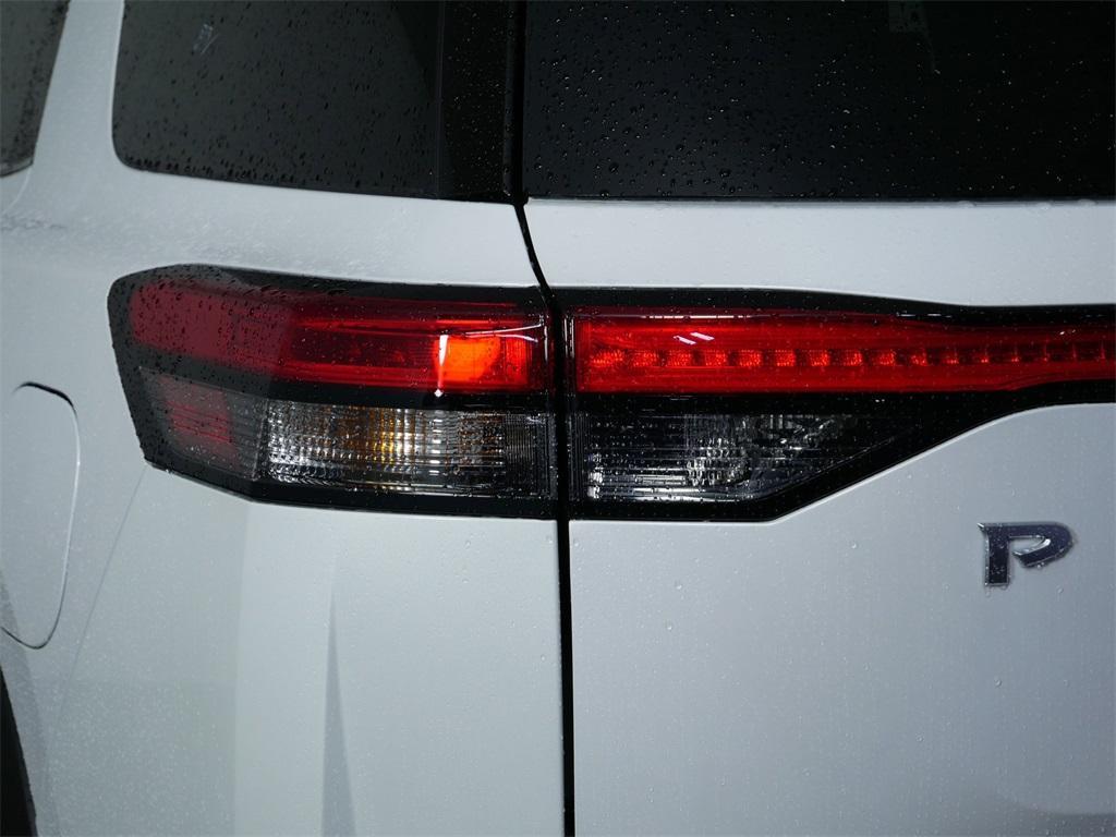 new 2025 Nissan Pathfinder car, priced at $42,328
