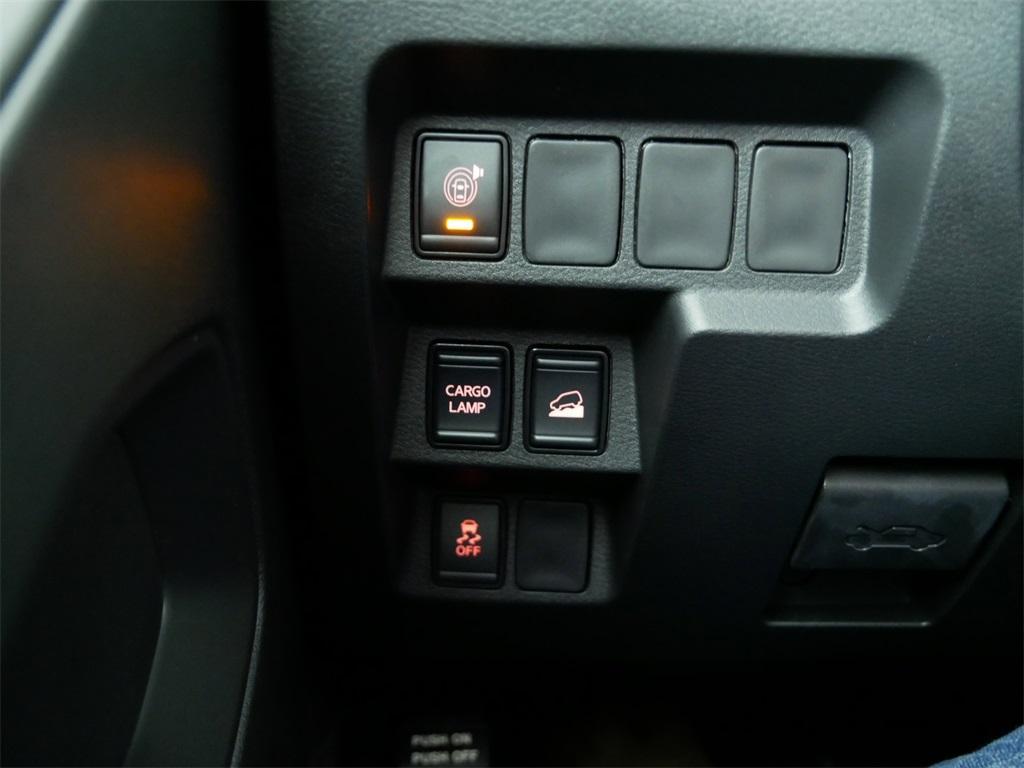 new 2025 Nissan Frontier car, priced at $31,589