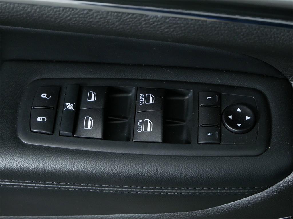 used 2020 Jeep Grand Cherokee car, priced at $22,988