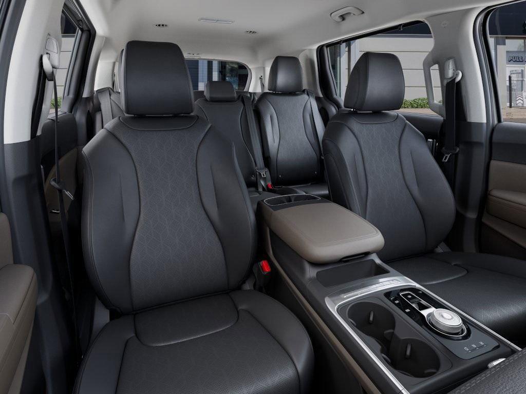 new 2025 Kia Carnival Hybrid car, priced at $44,570