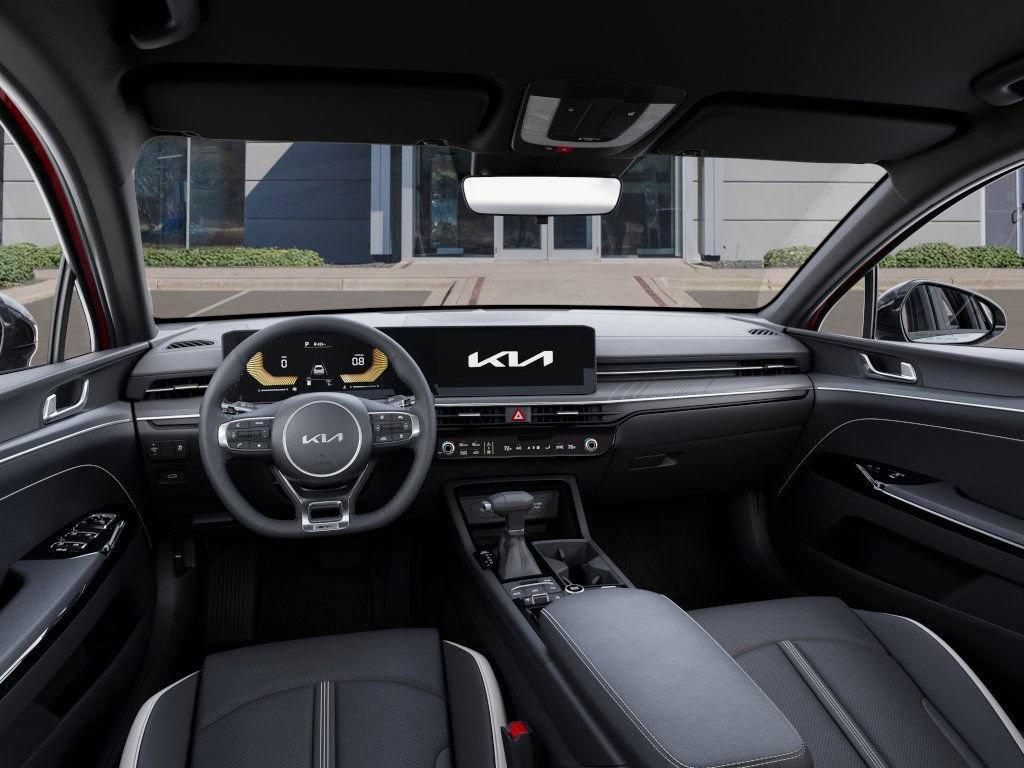 new 2025 Kia K5 car, priced at $30,121