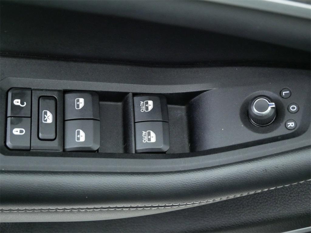 used 2022 Jeep Grand Cherokee L car, priced at $34,452