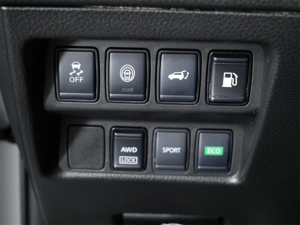 used 2020 Nissan Rogue car, priced at $19,998