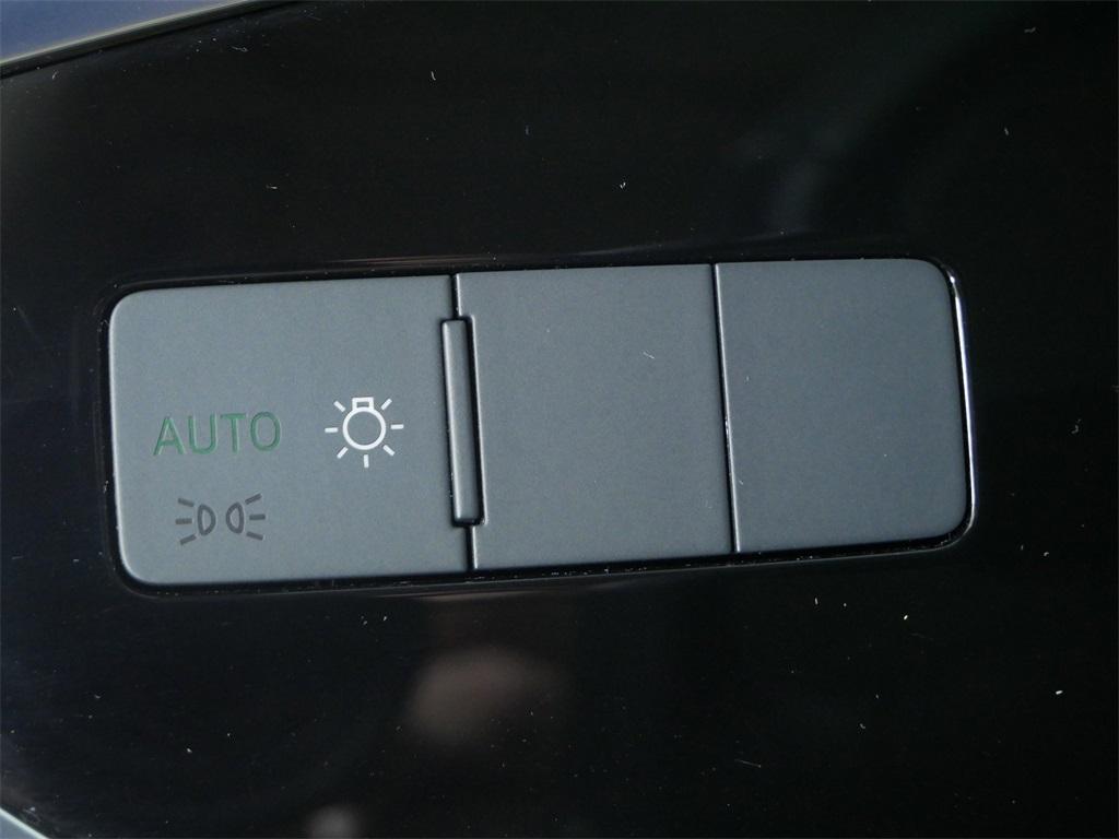 used 2022 Audi Q3 car, priced at $22,139