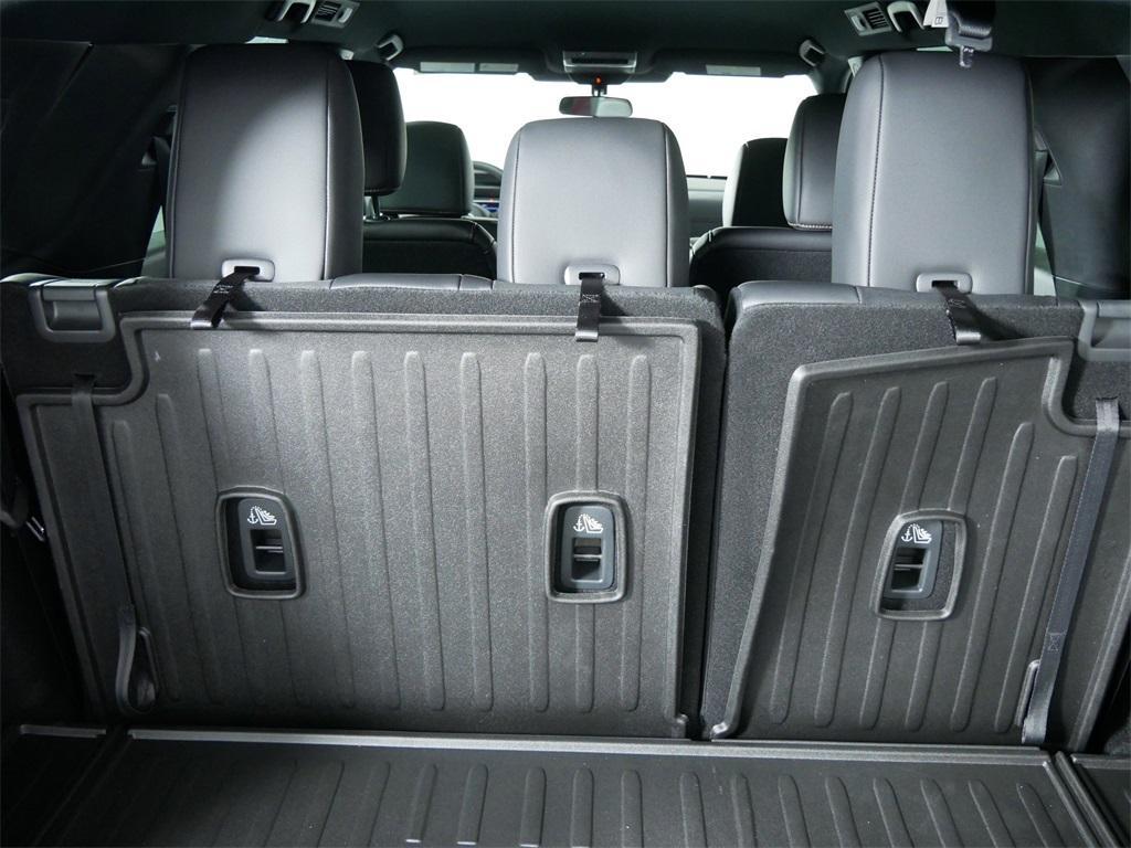 new 2025 Nissan Pathfinder car, priced at $45,505