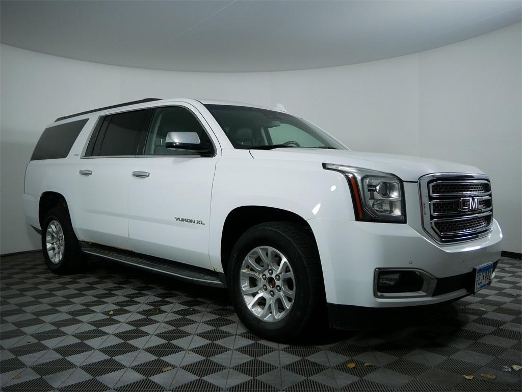 used 2017 GMC Yukon XL car, priced at $15,500