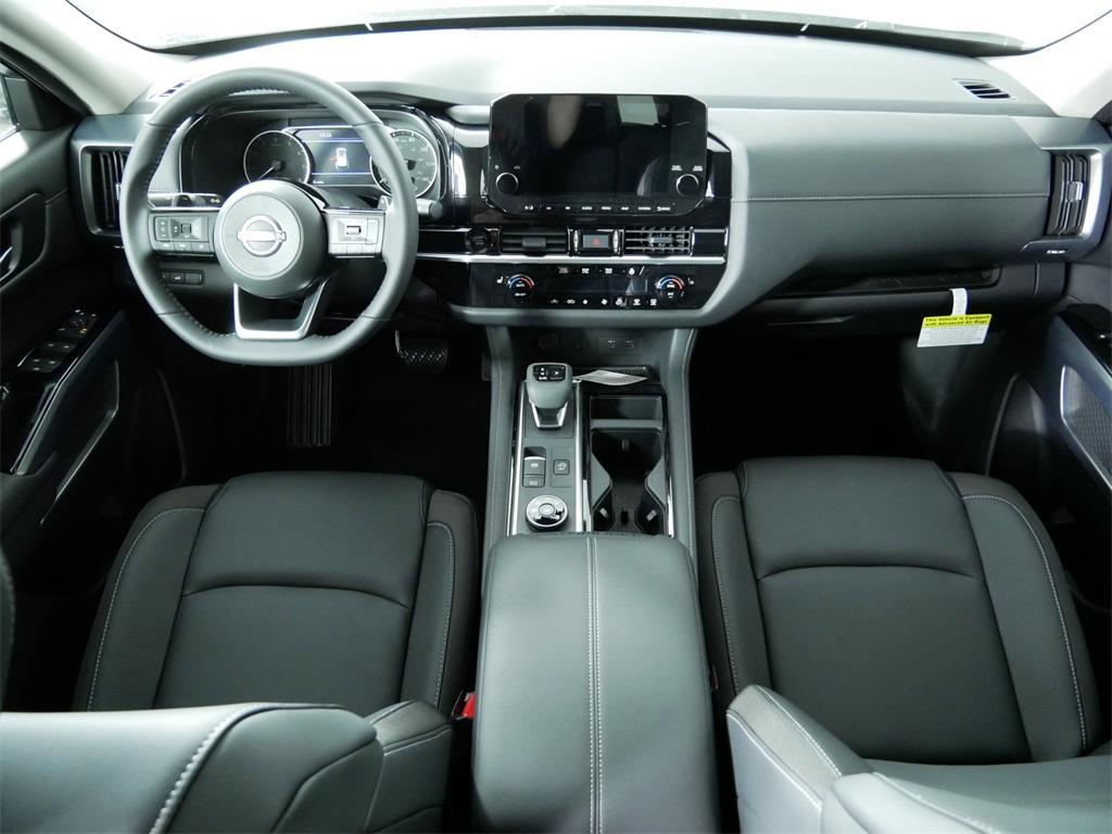 new 2025 Nissan Pathfinder car, priced at $42,735