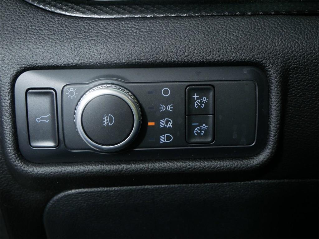 used 2022 Ford Explorer car, priced at $35,995