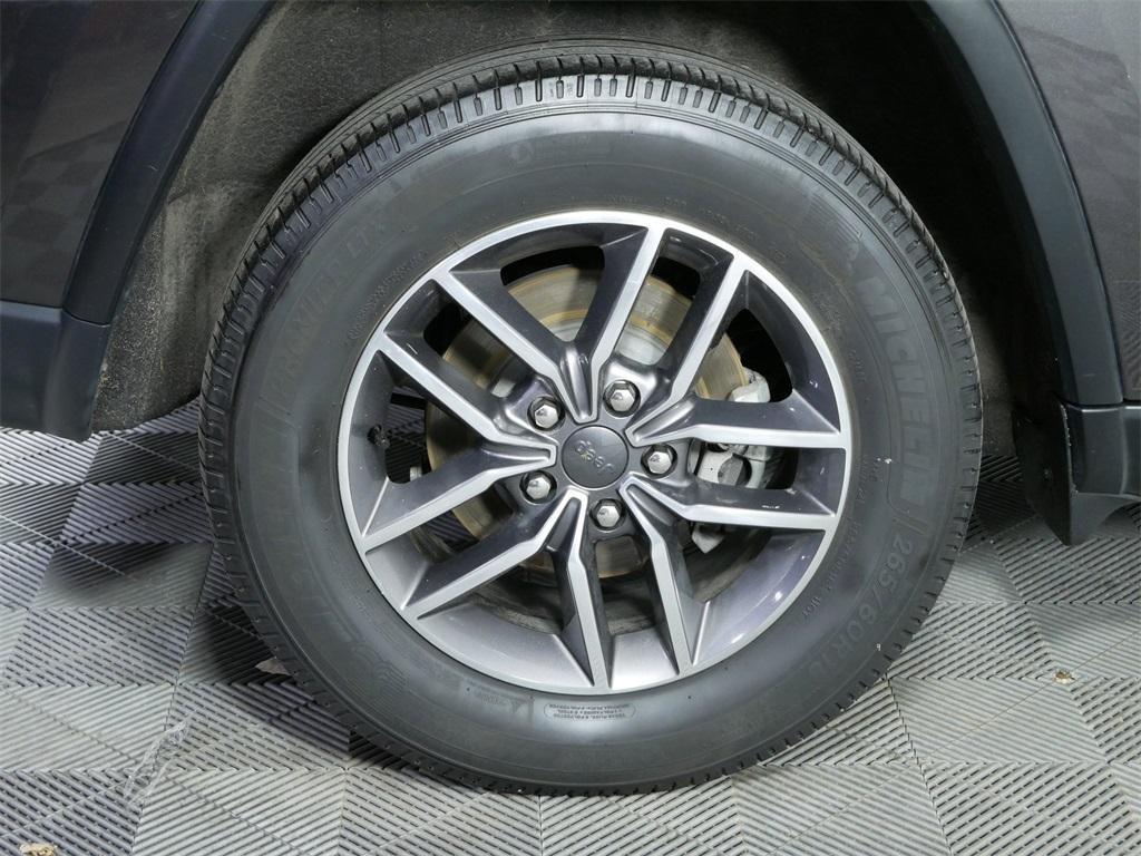 used 2020 Jeep Grand Cherokee car, priced at $25,998