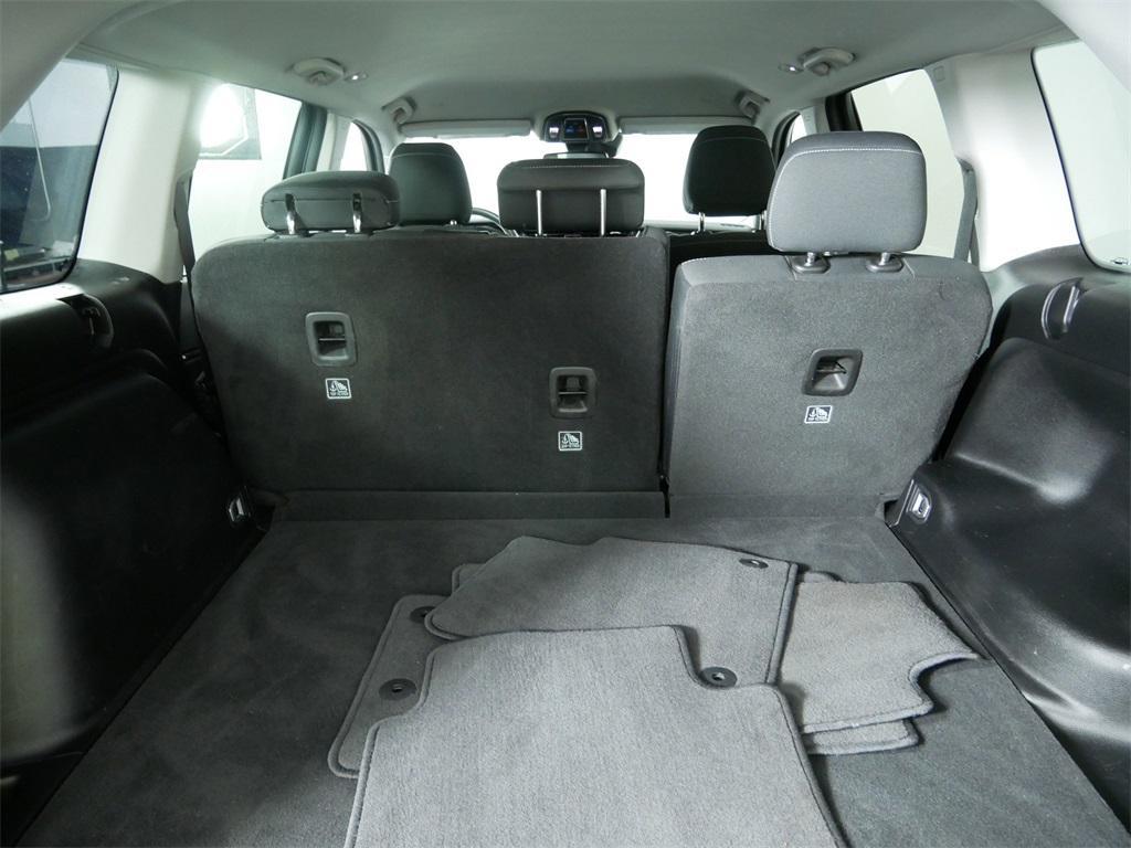 used 2022 Jeep Grand Cherokee car, priced at $27,397